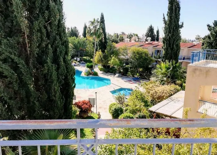 Paradise Garden 파포스